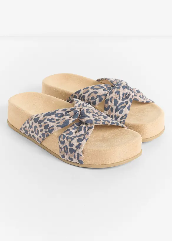 Djurm&ouml;nstrad toffla med plat&aring;sula fr&aring;n Marco Tozzi, Marco Tozzi