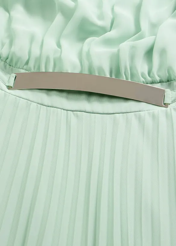 Aftonkl&auml;nning i tunn chiffong med plisseringar, bonprix