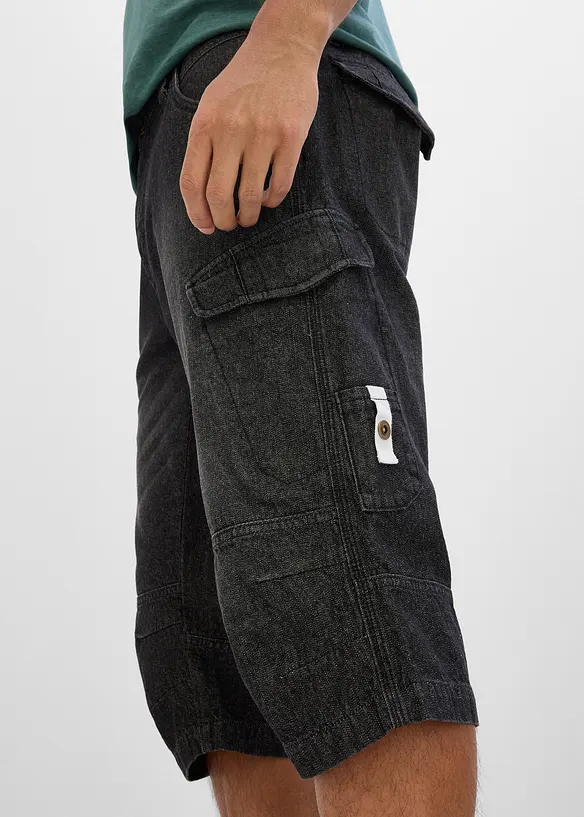 L&aring;nga jeansshorts i cargomodell av tunt material, Relaxed Fit, bonprix