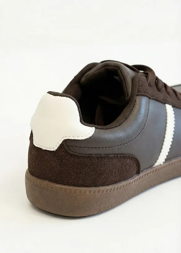Sneakers med retrolook, bonprix