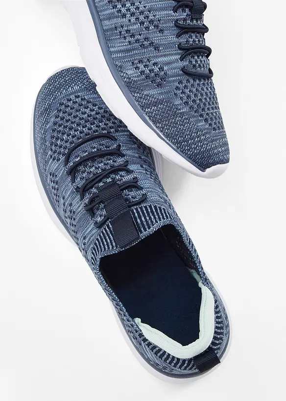 Bekv&auml;ma slip-on-sneakers av mjukt material, bonprix