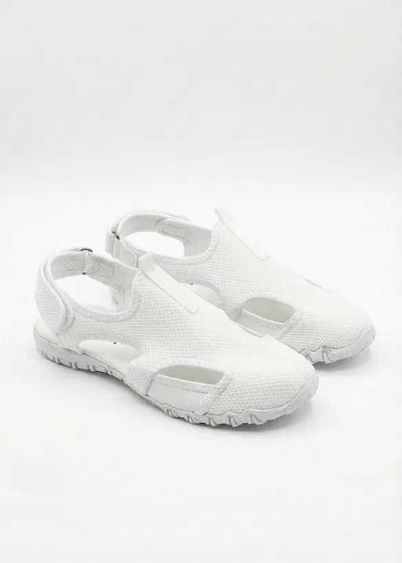 Vandringssandal med profilsula, bonprix