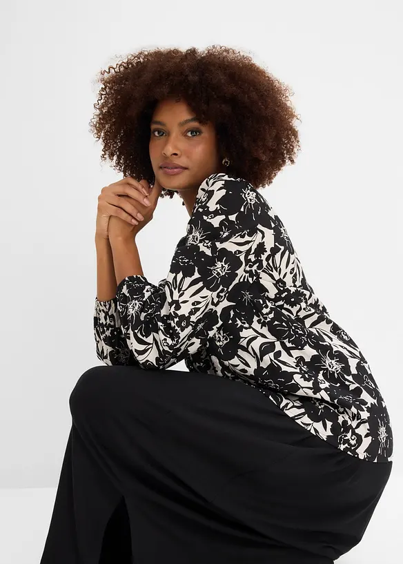 Blus med spetsband, bonprix