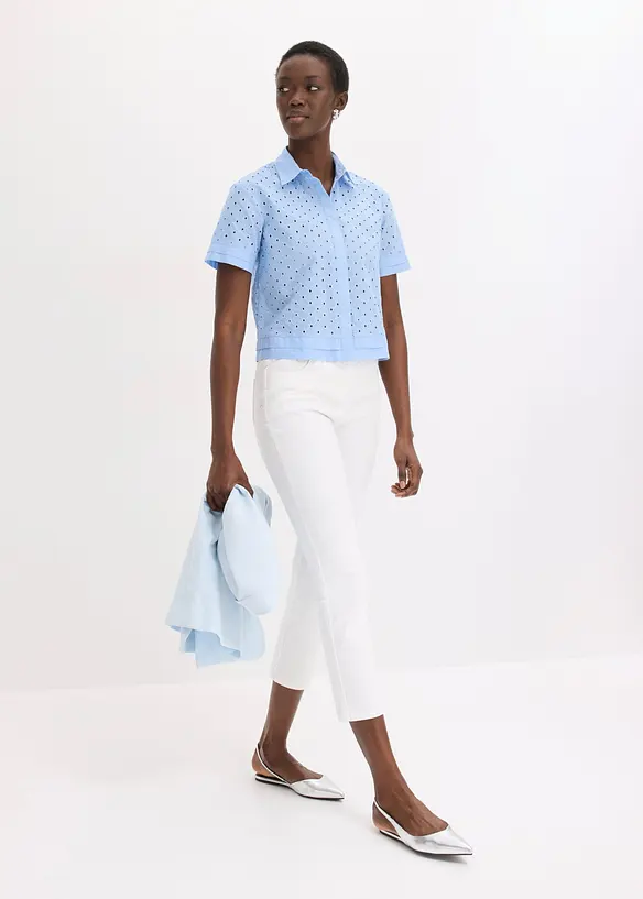 Blus med h&aring;lbroderi, bonprix