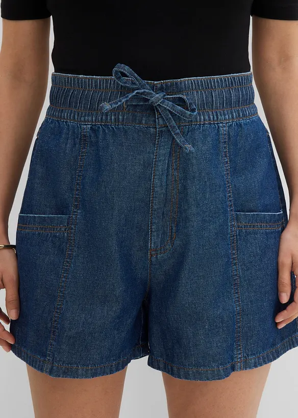Jeansshorts med res&aring;rlinning och High Waist, bonprix