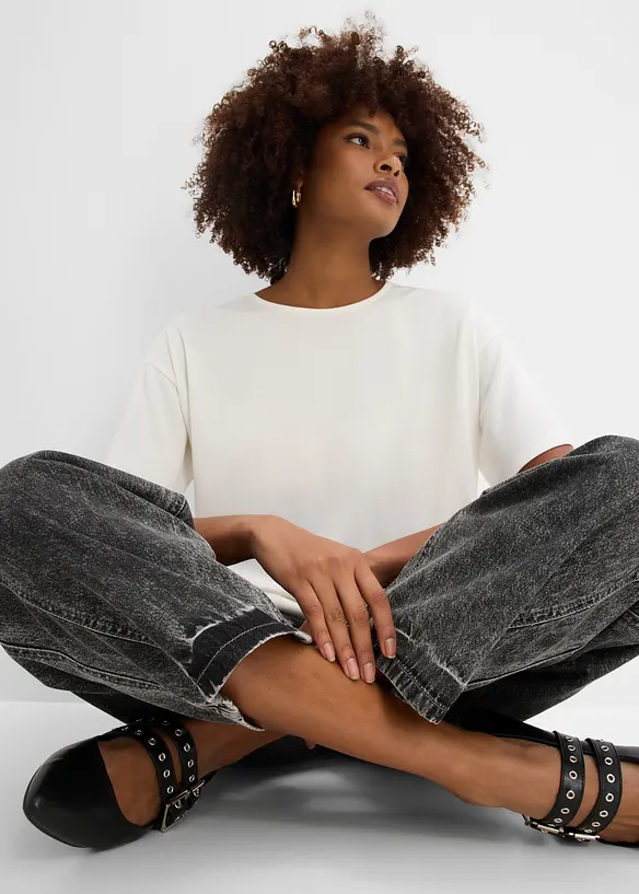 Jeans med medelh&ouml;g midja och kortare ben, Super Soft, bonprix