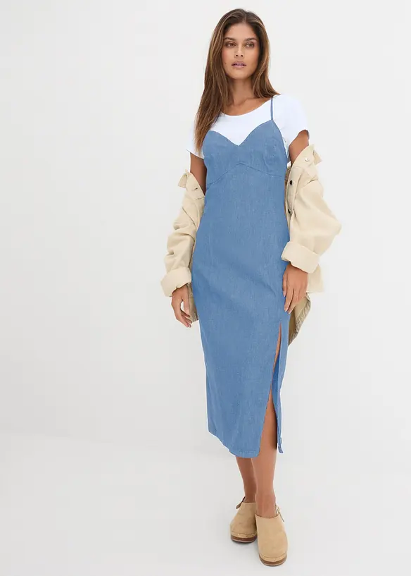 Jeanskl&auml;nning med slits, bonprix