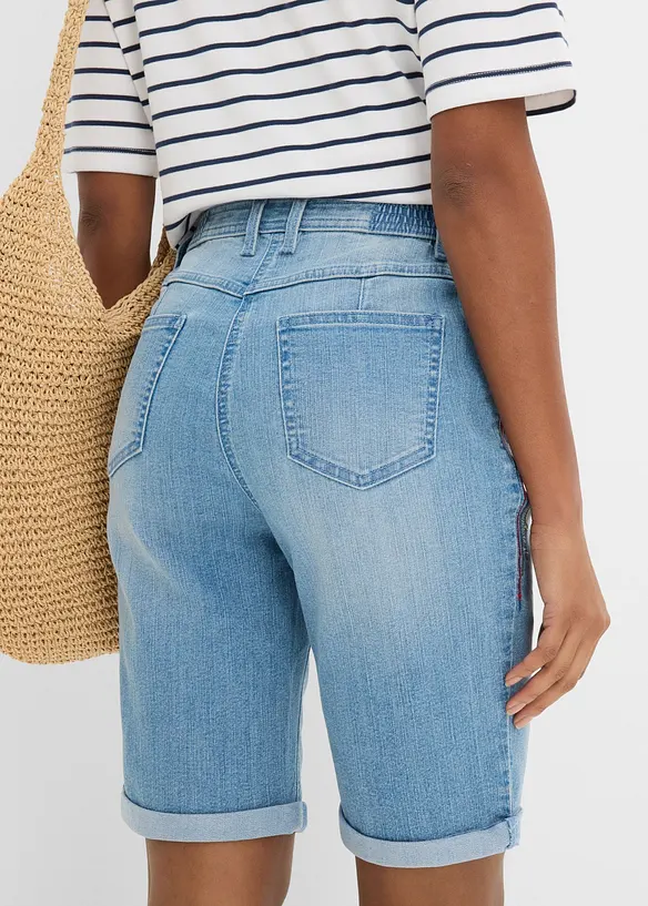 Jeansbermudas Mid Waist med broderi och bekv&auml;m midja, bonprix