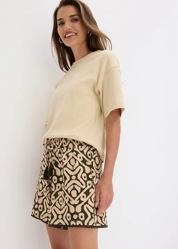 Jerseyshorts av mjuk viskosmix, bonprix