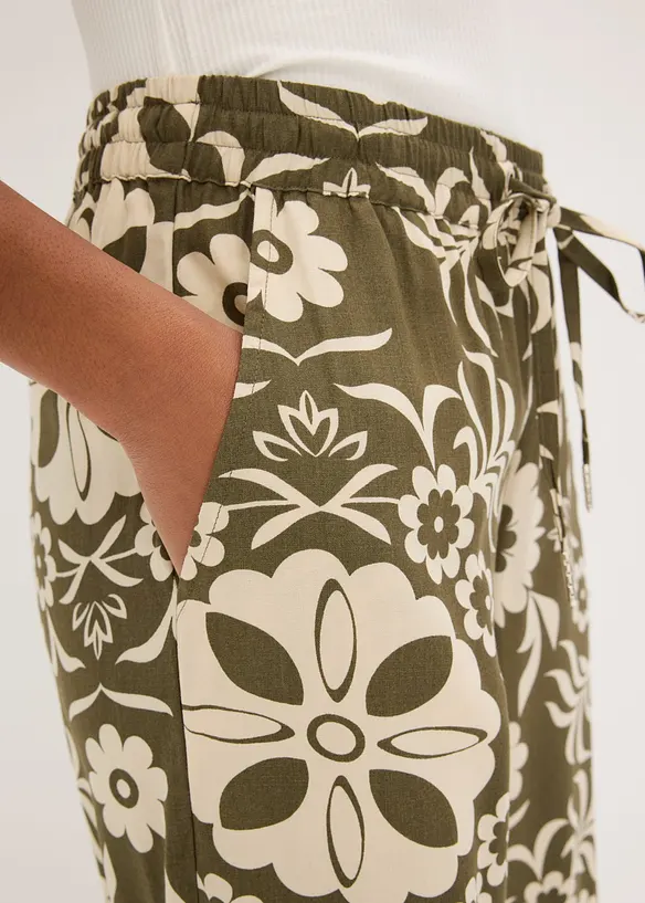 Vid byxa i b&ouml;ljande viskos, bonprix