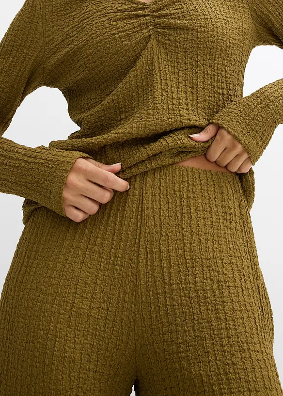 Topp och byxa (2 delar) av mjuk kr&auml;pp, bonprix