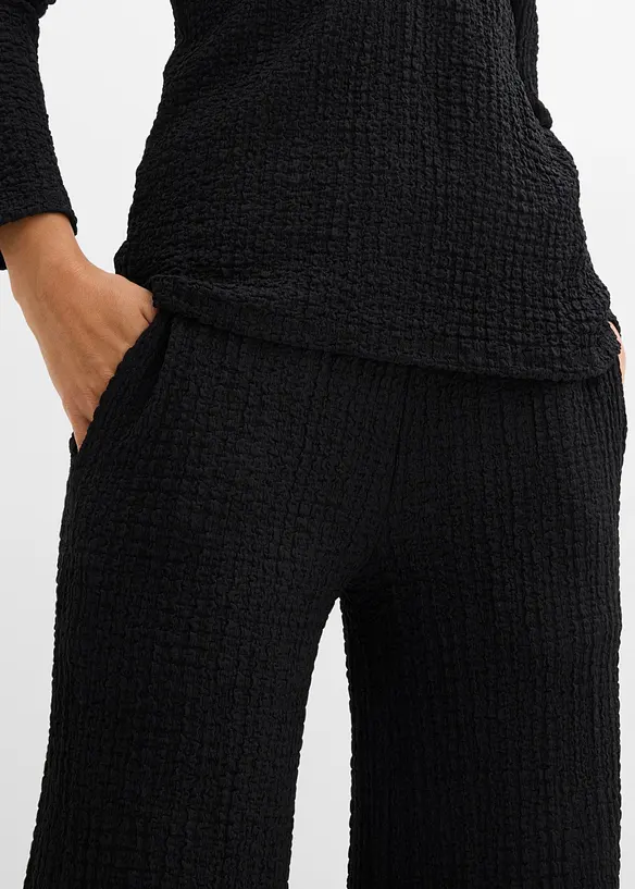 Topp och byxa i kr&auml;pp med struktur (2 delar), bonprix