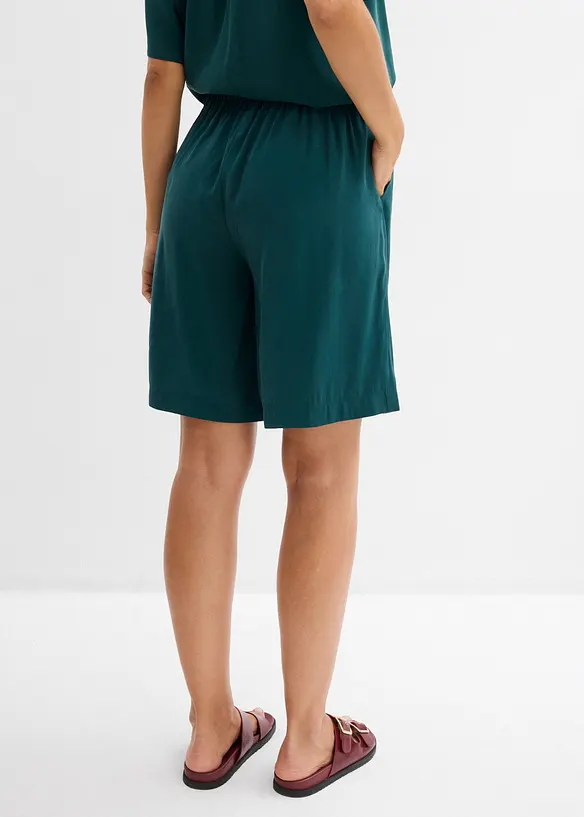 Bekv&auml;ma shorts i viskosmix, bonprix