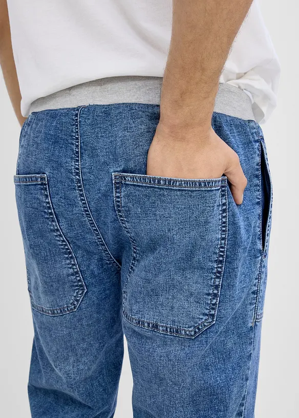 L&aring;nga dra p&aring;-jeansshorts, avslappnad passform, bonprix