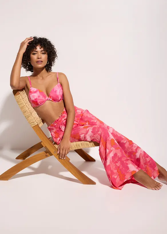 Strandbyxa i krinklat material med struktur, bonprix