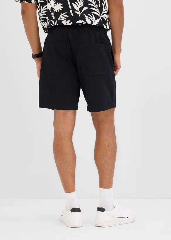 Shorts med res&aring;rmidja, avslappnad passform, bonprix