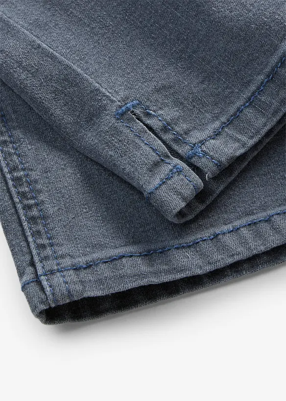 Stretchiga caprijeans, bonprix