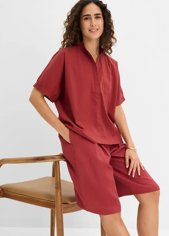 Kort&auml;rmad blus med nedhasade axlar, bonprix