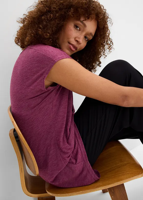 L&aring;ng topp med rundad nederkant, bonprix