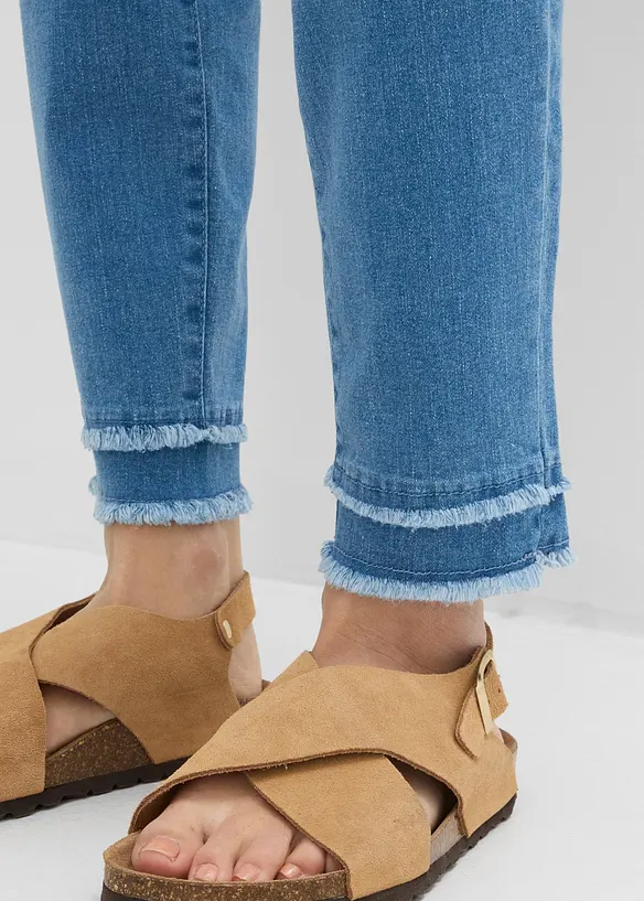 Ultra Soft Jeans i 7/8-l&auml;ngd, bonprix