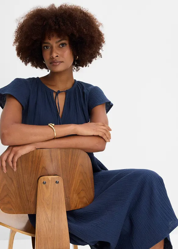 Kl&auml;nning av mjuk muslin, bonprix