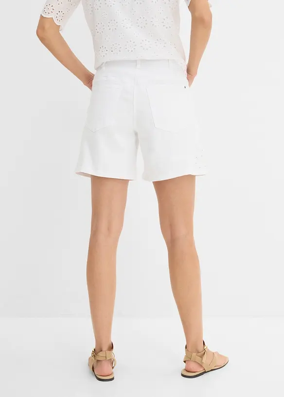 Shorts med h&aring;lbroderi, bonprix