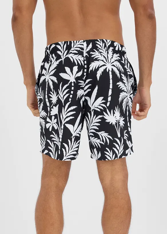 Badshorts med fickor i sidan, bonprix
