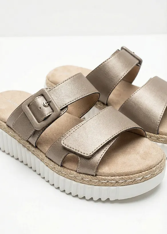 Toffla fr&aring;n Tom Tailor, med kilklack och kardborreband, Tom Tailor