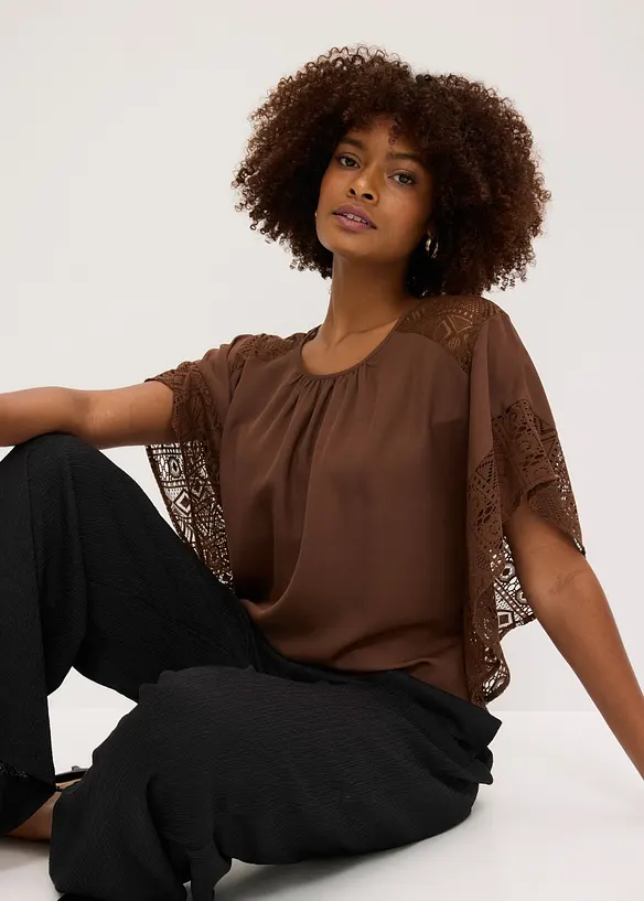 Blustunika med applikationer, bonprix