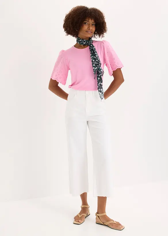 Topp av mjuk viskosmix med h&aring;lbroderi, bonprix