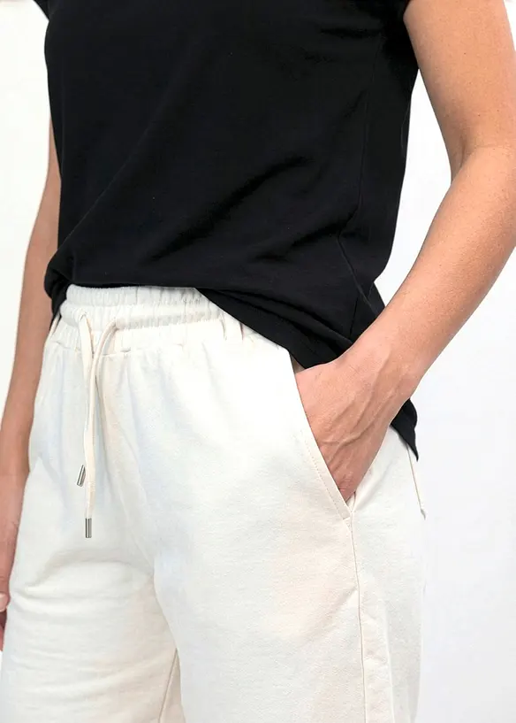 Sweatshirtshorts av ekologisk bomull, bonprix
