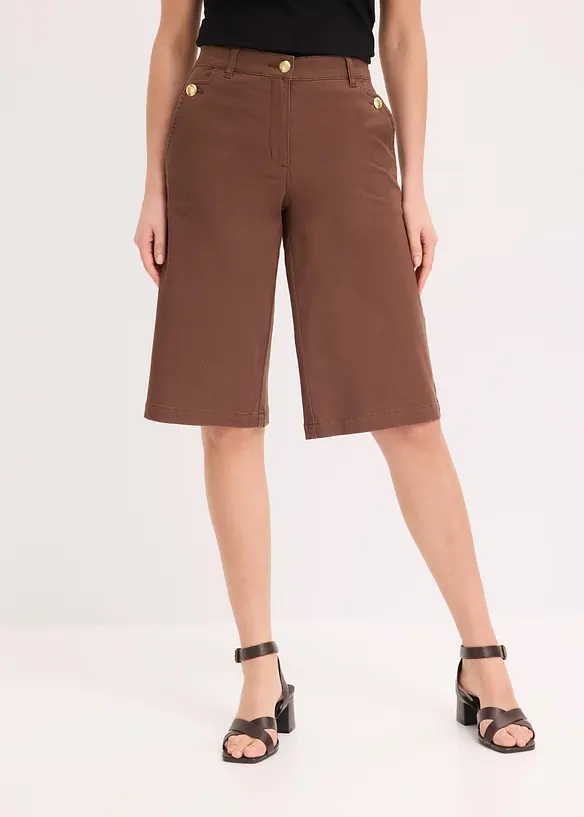 Shorts av elastisk twill, med vida ben, bonprix