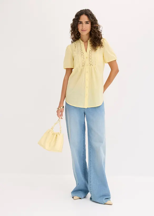 Blus med h&aring;lbroderi, bonprix