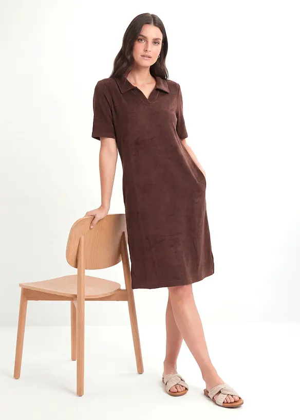 Kn&auml;l&aring;ng frott&eacute;kl&auml;nning med tenniskrage, bonprix