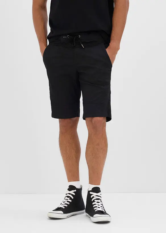 Stretchiga shorts med res&aring;rmidja, Regular Fit, bonprix