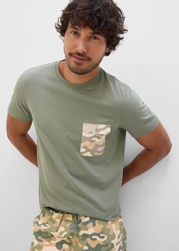 T-shirt av bomull med br&ouml;stficka, Slim Fit, bonprix