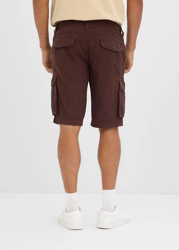 L&auml;tta jeansshorts med res&aring;rmidja, av f&auml;rgad denim, Relaxed Fit, bonprix
