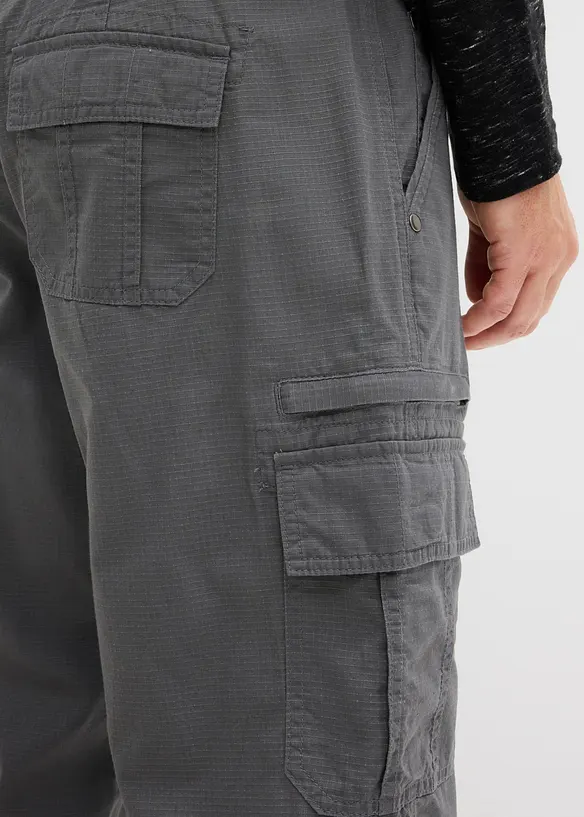 L&aring;nga cargoshorts av ren bomull, normal passform, bonprix