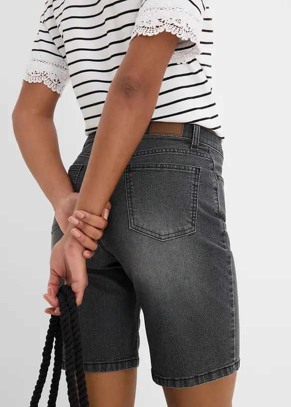 Jeansshorts med Mid Waist, bonprix