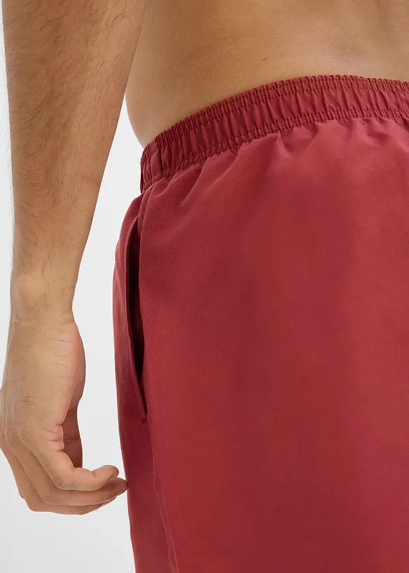 Badshorts med fickor i sidan, bonprix