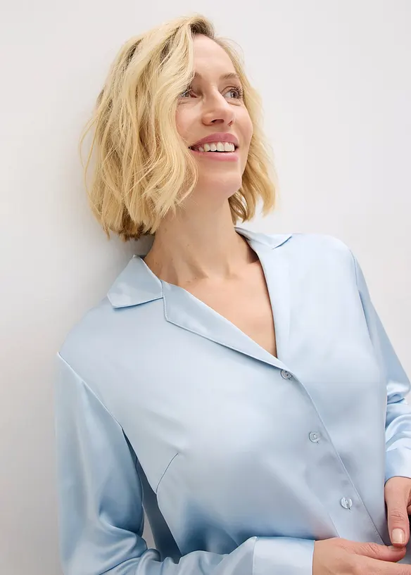 Satinblus med krage och slag, bonprix