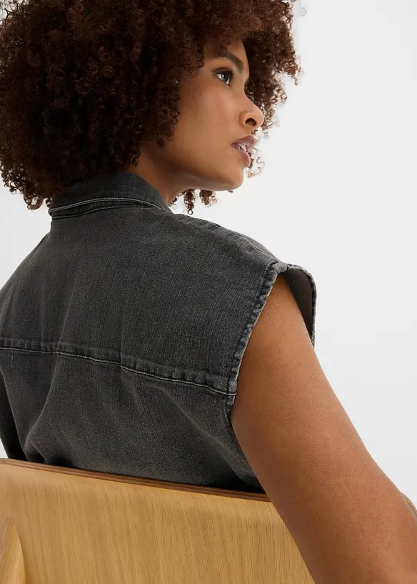Kort jeansblus i fyrkantig modell, bonprix