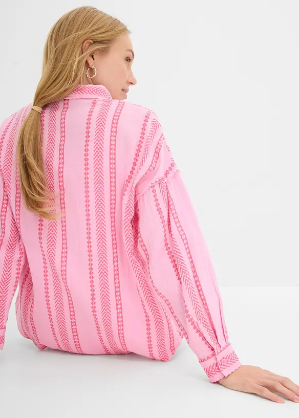 Skjortblus av luftig muslin, bonprix
