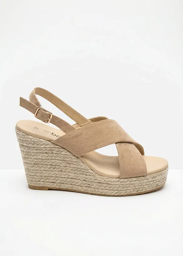 Sandalett med kilklack i baststil, bonprix