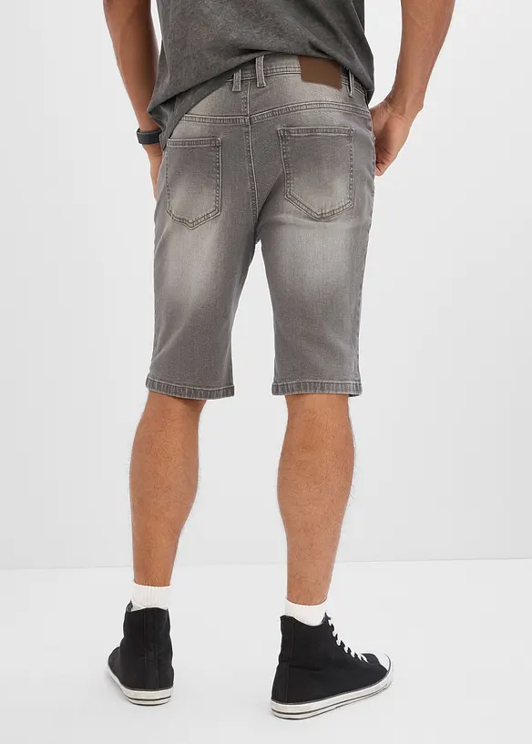 Stretchiga jeansshorts med f&ouml;rst&auml;rkt gren, Regular Fit, bonprix