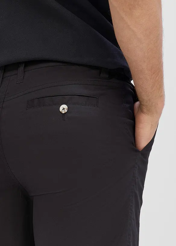 Stretchiga shorts med elastisk midja, Regular Fit, bonprix