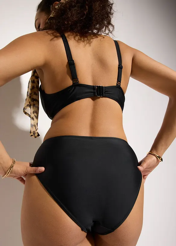 Minimizer-bikini och bikinibyxa med h&ouml;g midja och l&auml;tt formande effekt (2 delar), bonprix