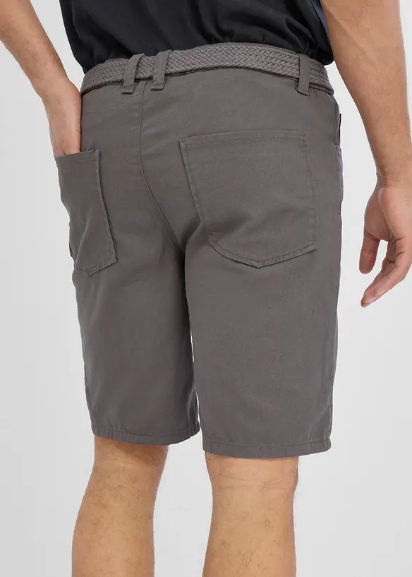 Stretchiga shorts med res&aring;rmidja och sk&auml;rp, Regular Fit, bonprix