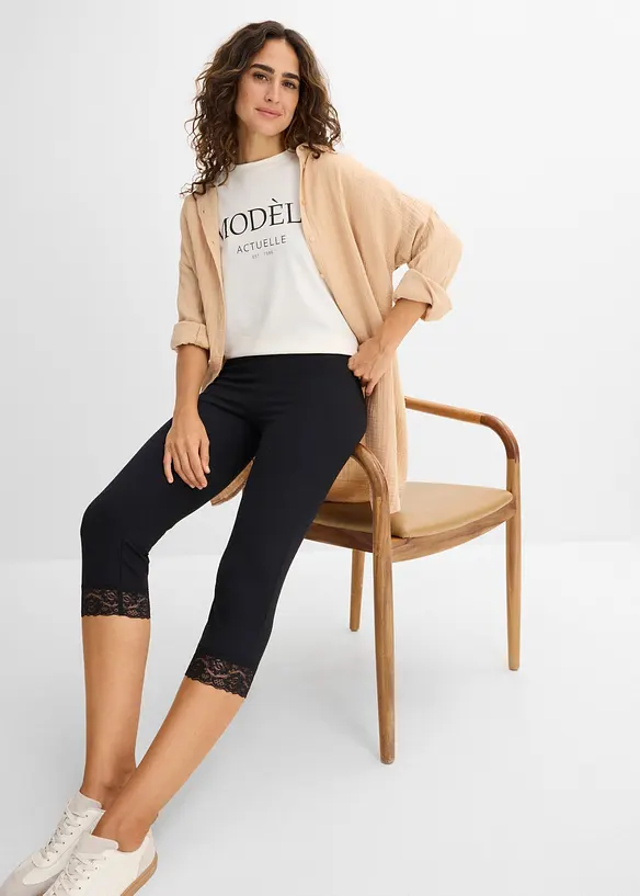 Caprileggings med spetsdetalj, bonprix