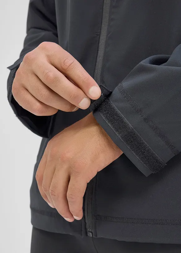 Funktionsjacka i snabbtorkande material, bonprix